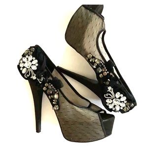Women’s mesh black party pumps with rhinestones